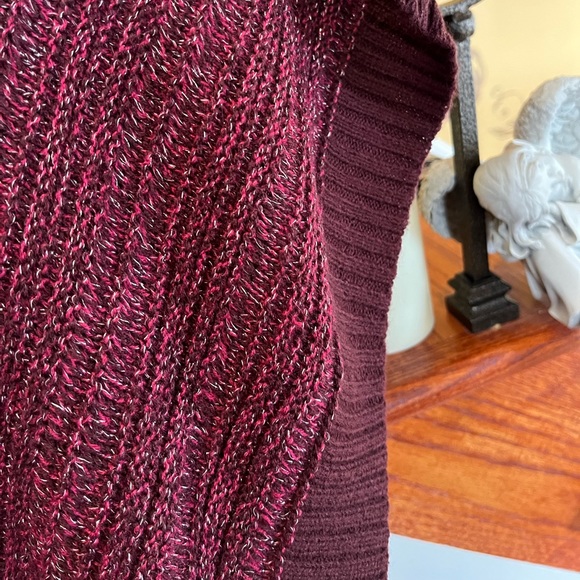 Chico’s Metallic Knit Triangle Poncho In Poppin Wine Berry - Picture 4 of 11